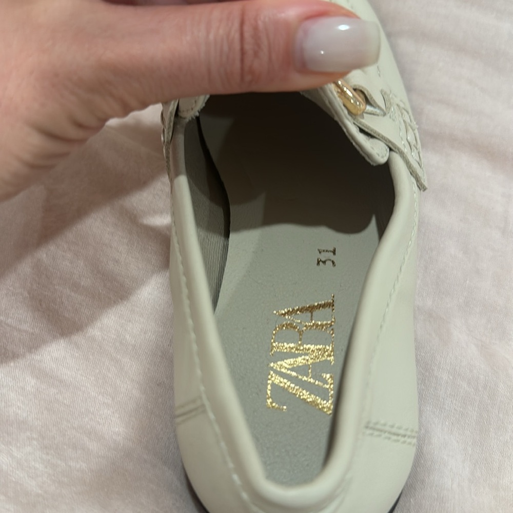Zara - Picture 6 of 7